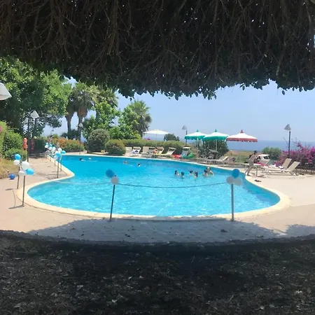 Agriturismo Serra San Biagio *