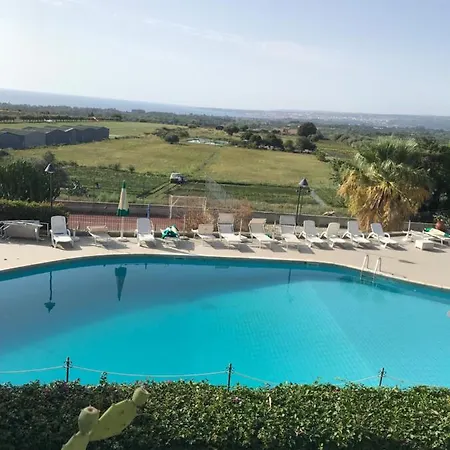 Agriturismo Serra San Biagio *