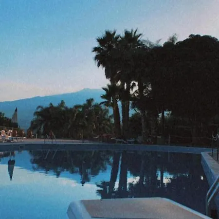 Serra San Biagio مزرعة للإقامة *