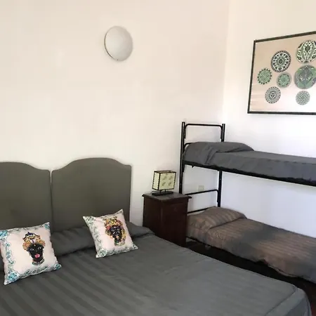Lantgård Agriturismo Serra San Biagio Calatabiano