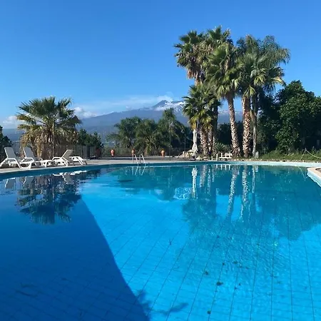Agriturismo Serra San Biagio Lantgård